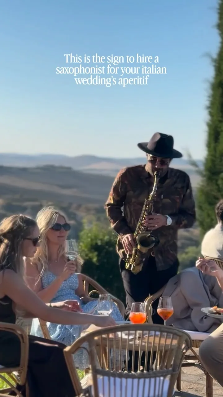 Copertina del video: sax all'aperitivo di un matrimonio sulle colline toscane